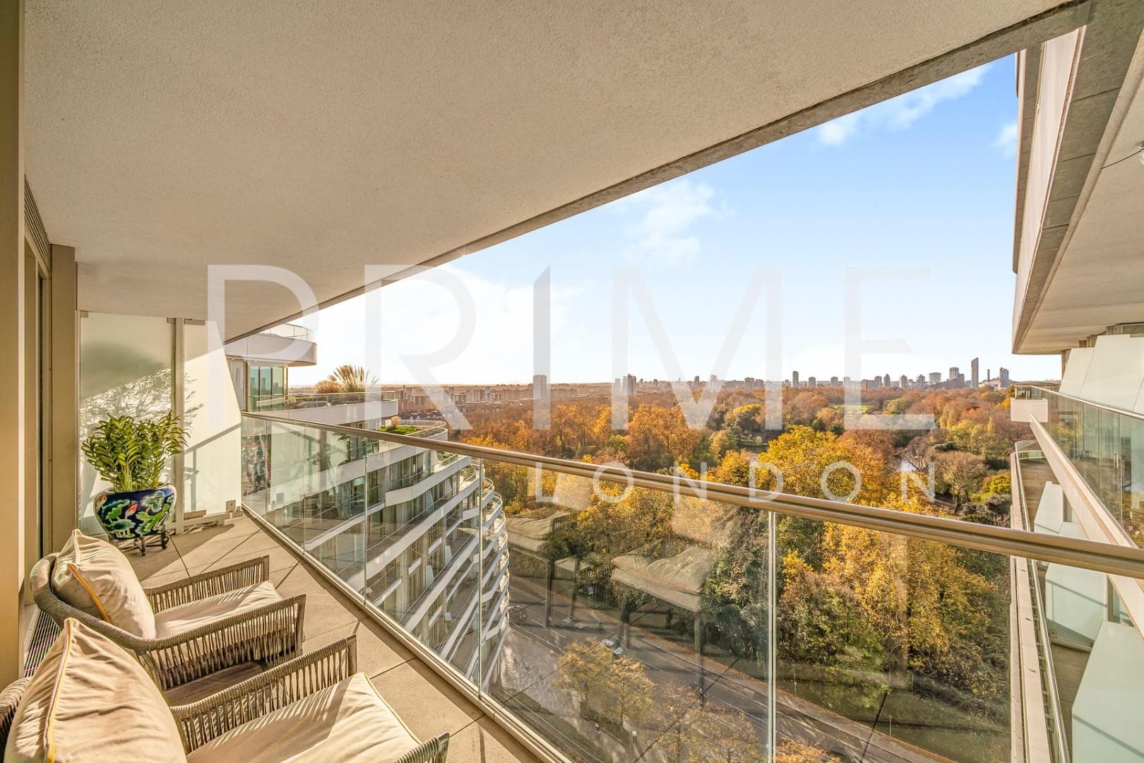 Cascade Court, Vista Chelsea Bridge Wharf, London