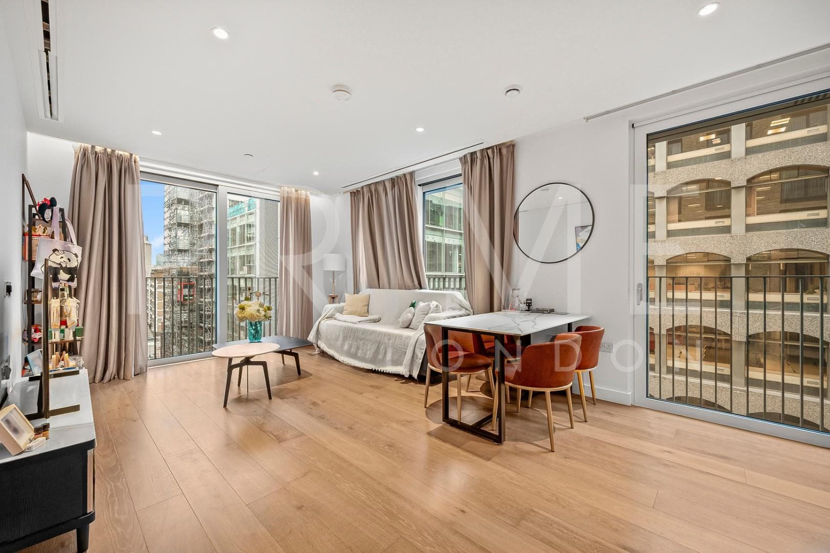 Signature House, 4 Jubilee Walk, Postmark